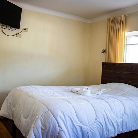 Hotel Los Laureles Calca Exterior foto